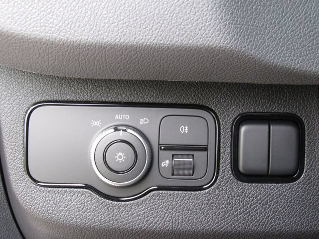 Certified 2025 Mercedes-Benz Sprinter 2500 image 33