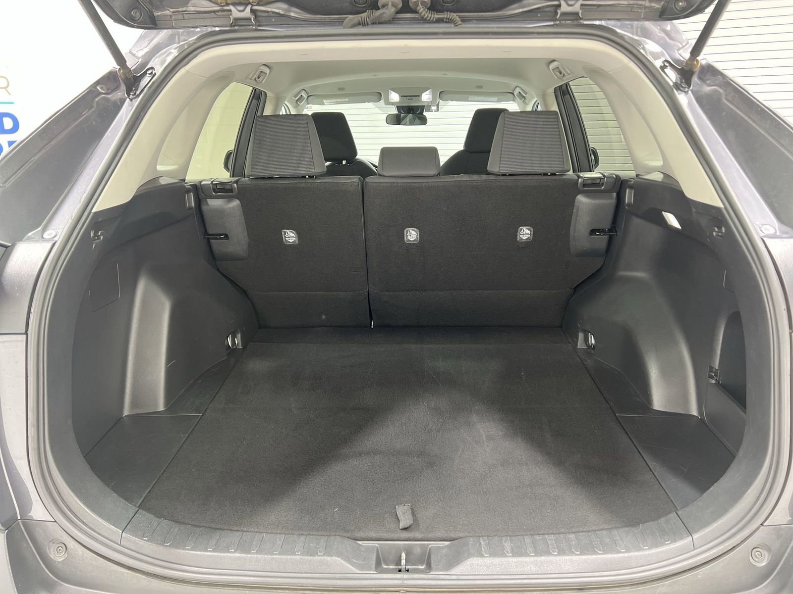 Used 2024 Toyota RAV4 LE image 23