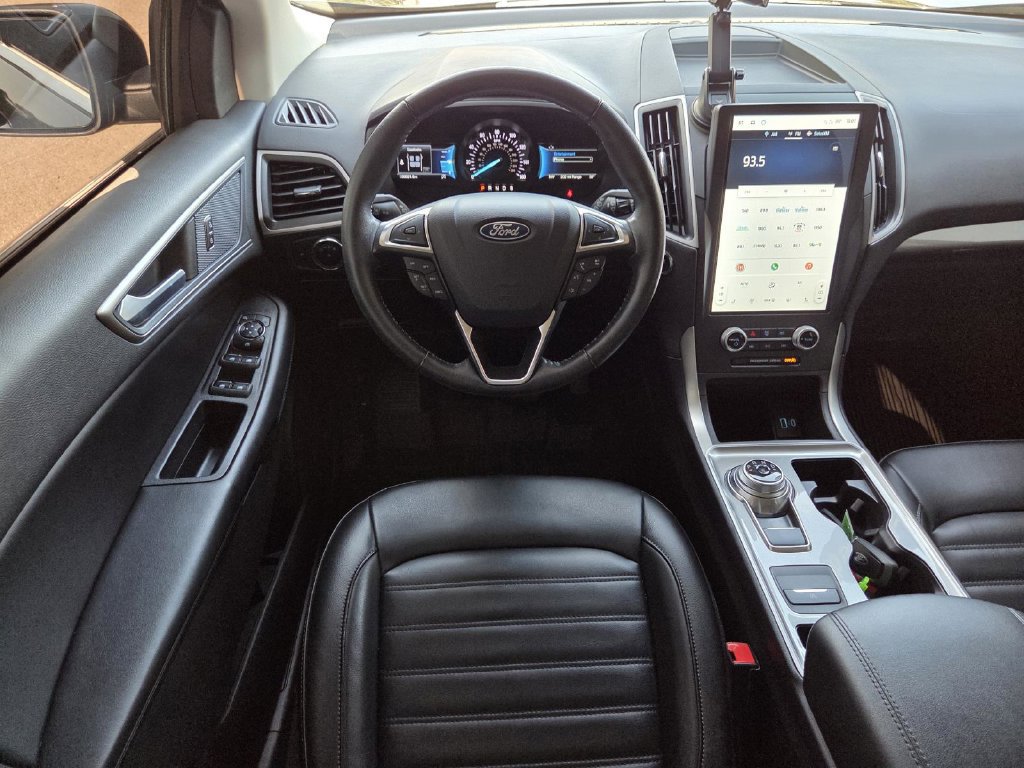 Used 2023 Ford Edge SEL w/ Convenience Package AWD/4WD image 13