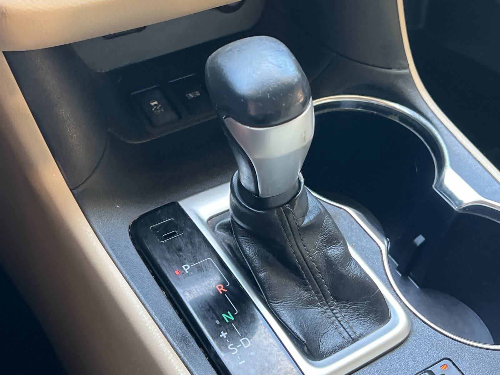 Used 2015 Toyota Highlander Limited FWD image 23