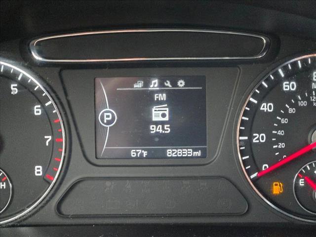 Used 2016 Kia Sorento EX image 11