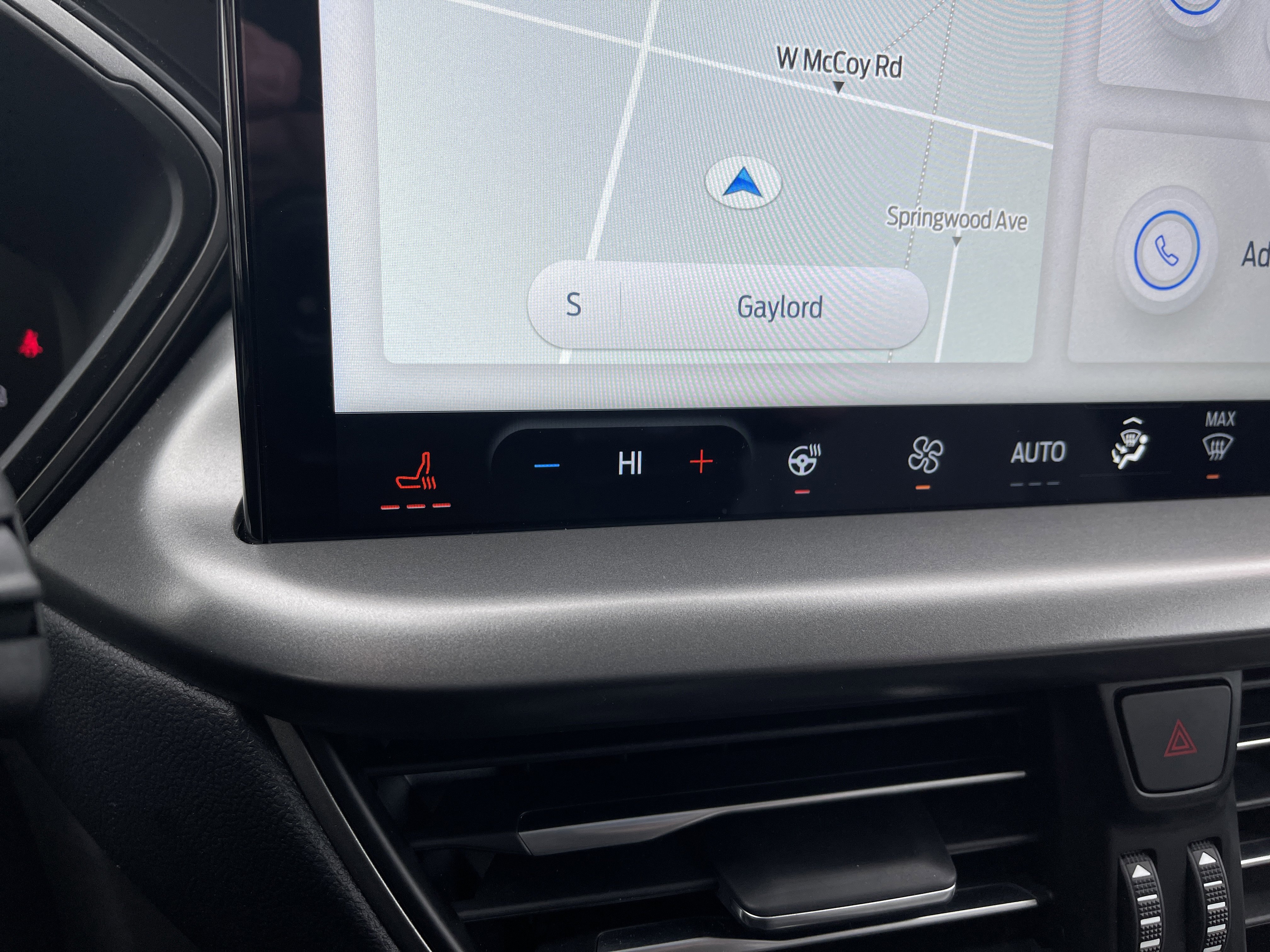 Used 2024 Ford Escape SE image 18