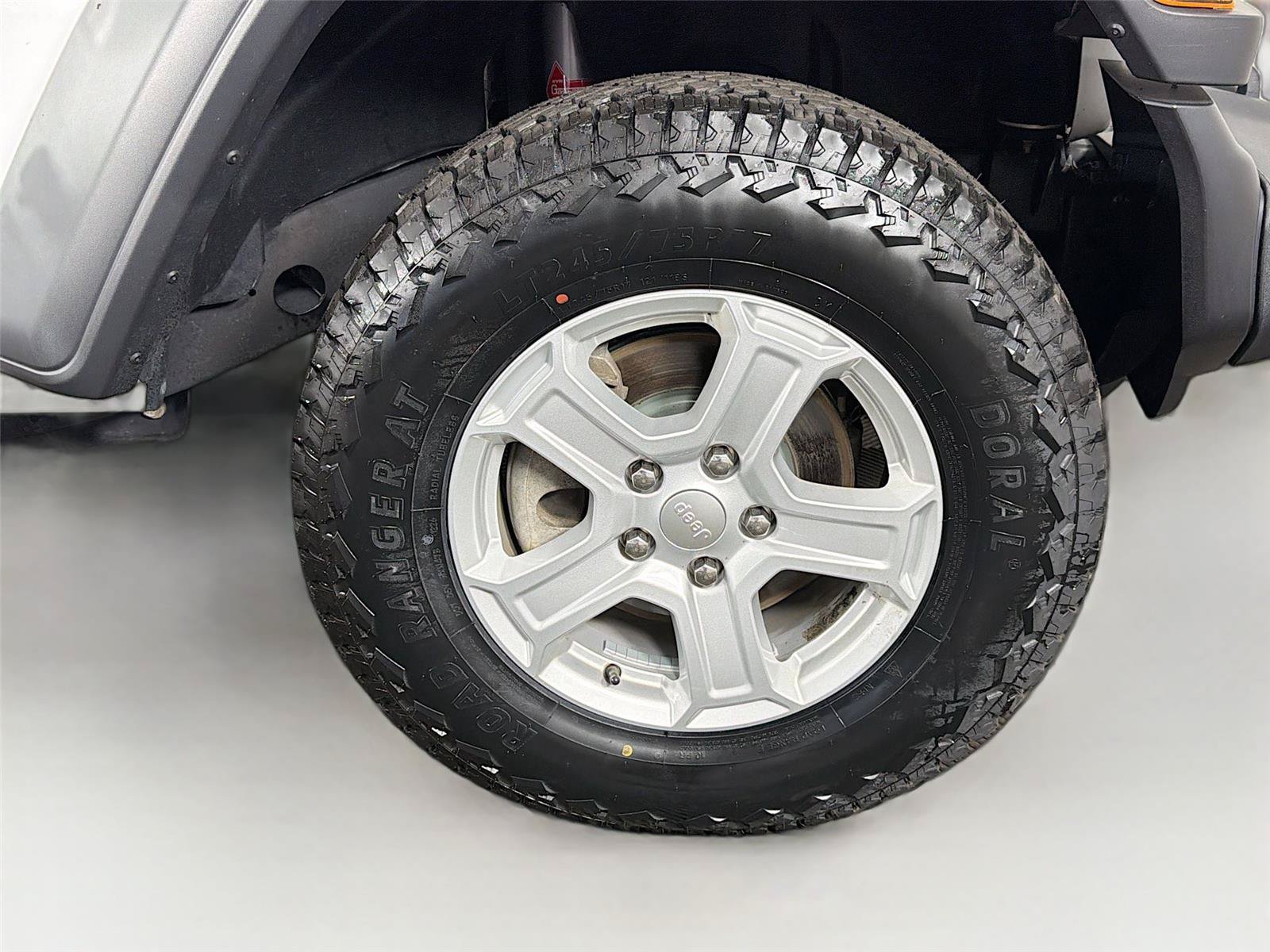 Used 2021 Jeep Wrangler Unlimited Sport AWD/4WD image 36