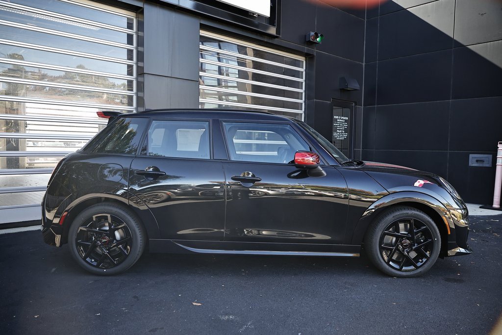 New 2026 MINI Cooper S image 4