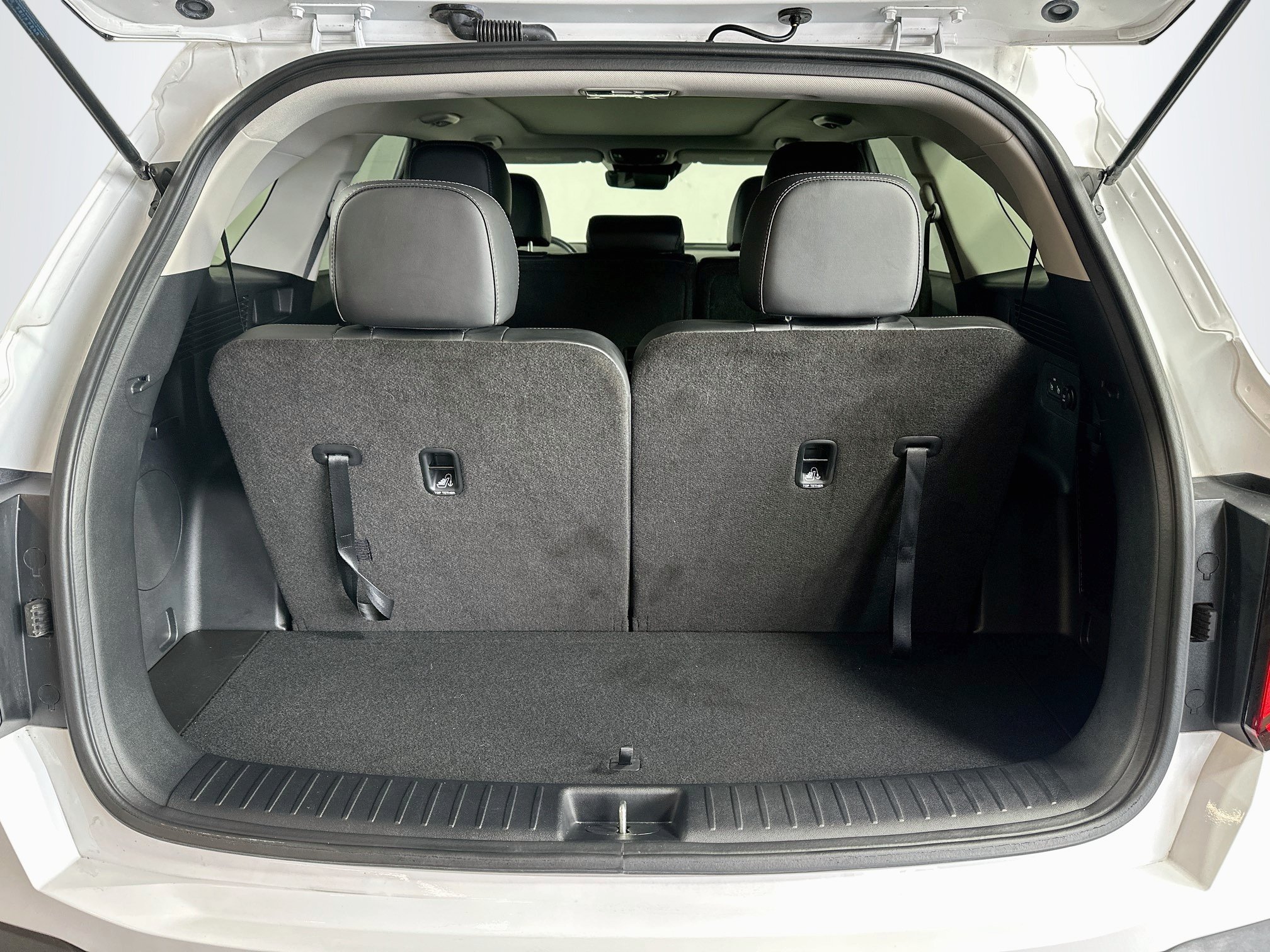 Certified 2025 Kia Sorento S w/ Panoramic Sunroof Package FWD image 25
