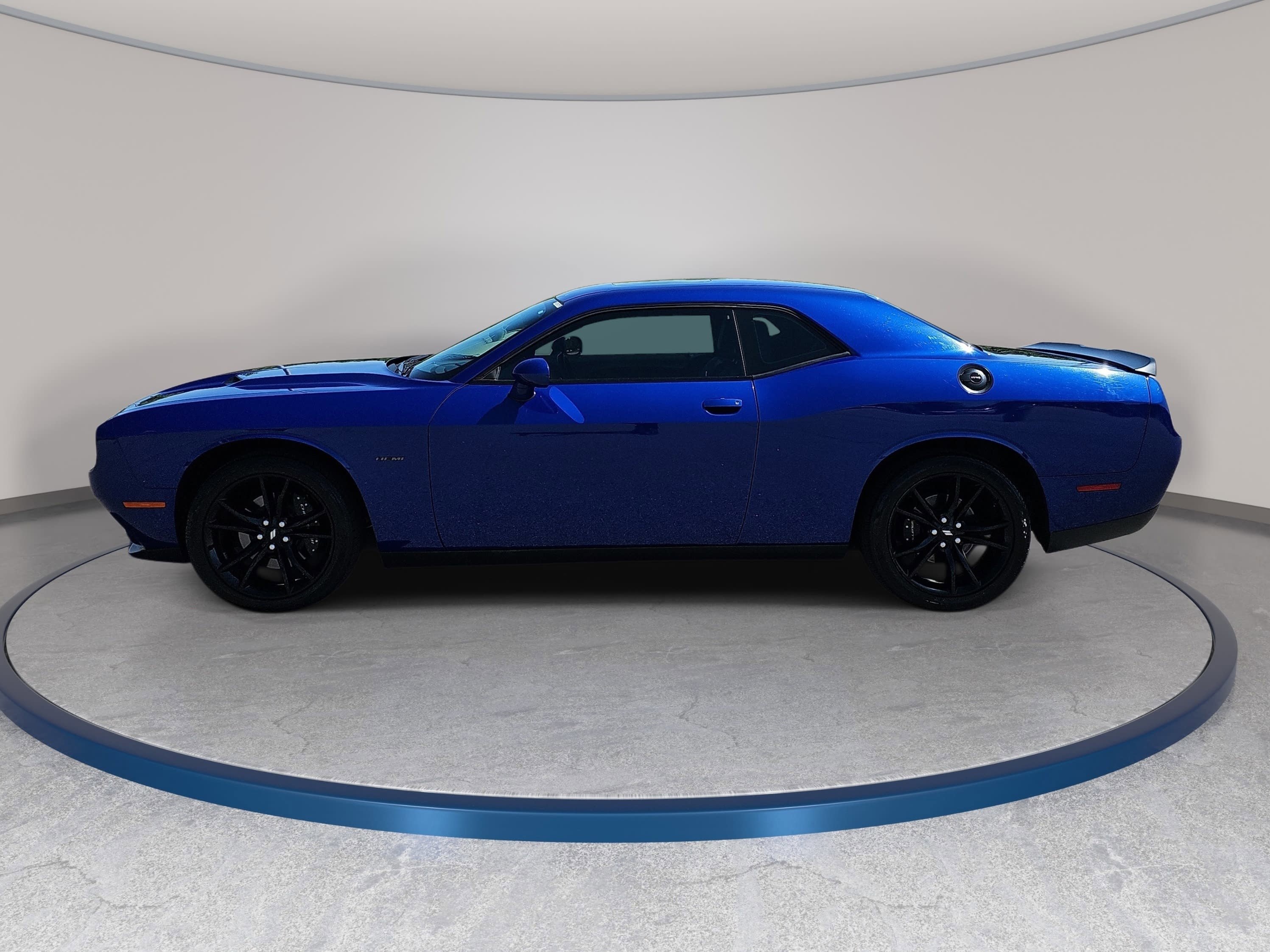 Used 2018 Dodge Challenger R/T w/ Blacktop Package RWD image 8