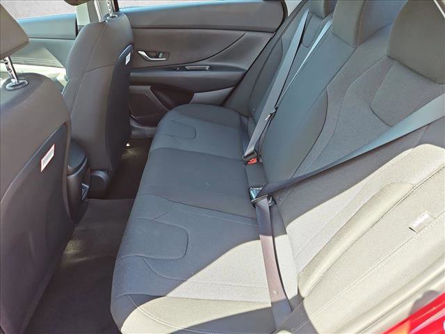 New 2026 Hyundai Elantra SE image 16