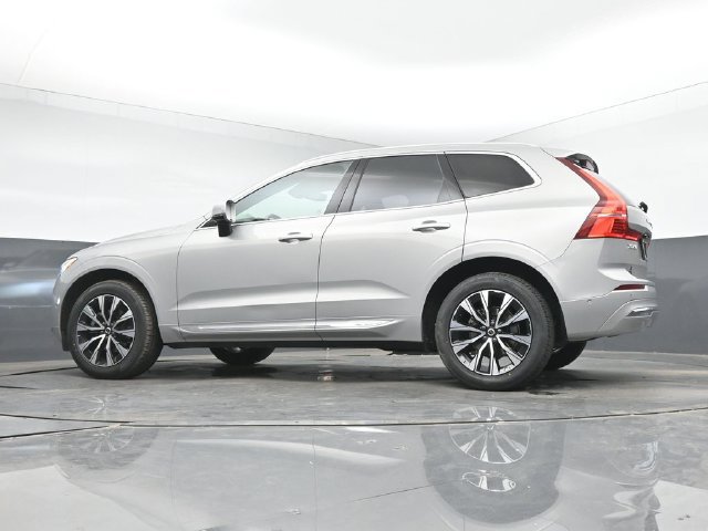 Used 2023 Volvo XC60 B5 Plus w/ Climate Package AWD/4WD image 40