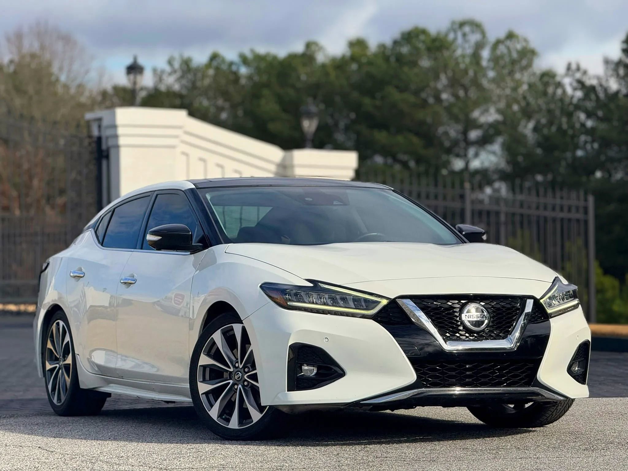 Used 2022 Nissan Maxima Platinum w/ Sport Mat Group image 4