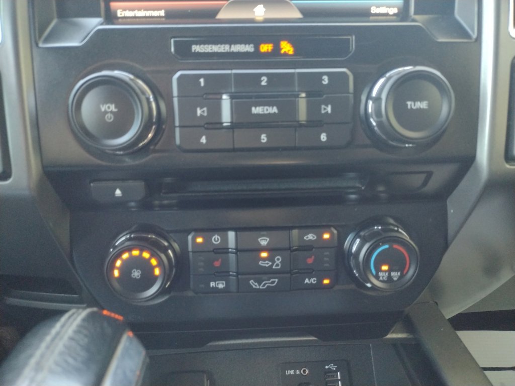 Used 2015 Ford F150 XLT w/ Equipment Group 302A Luxury image 14