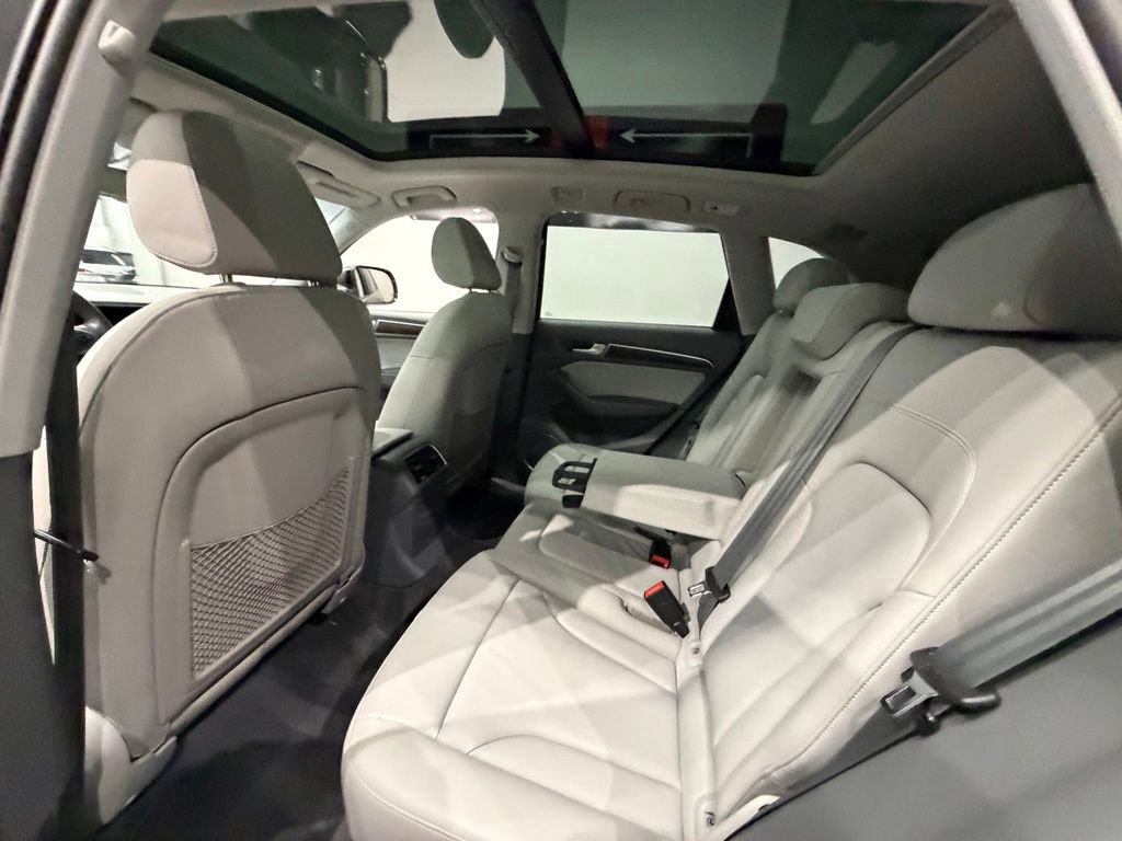 Used 2015 Audi Q5 2.0T Premium Plus w/ Technology Package AWD/4WD image 21