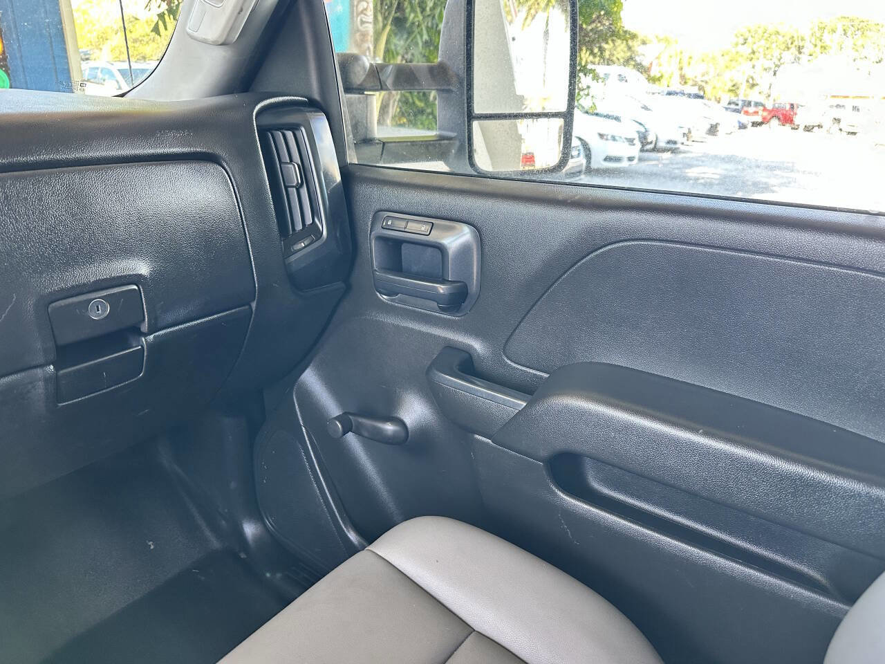 Used 2016 Chevrolet Silverado 3500 W/T image 12