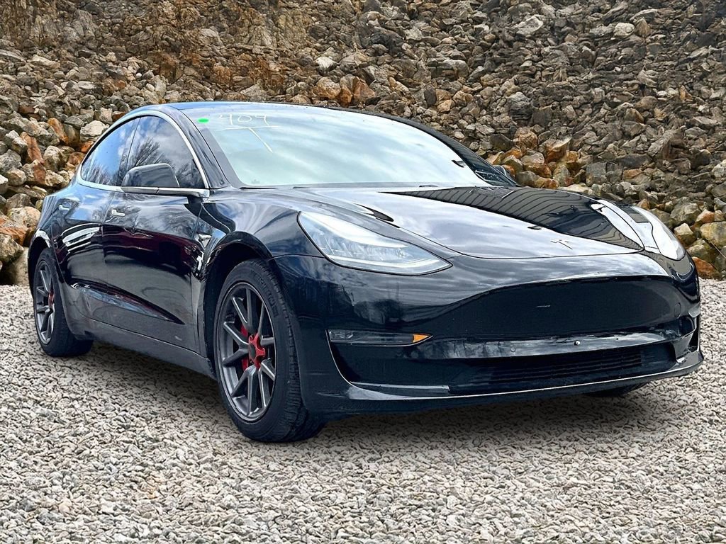 Used 2018 Tesla Model 3 Long Range image 9