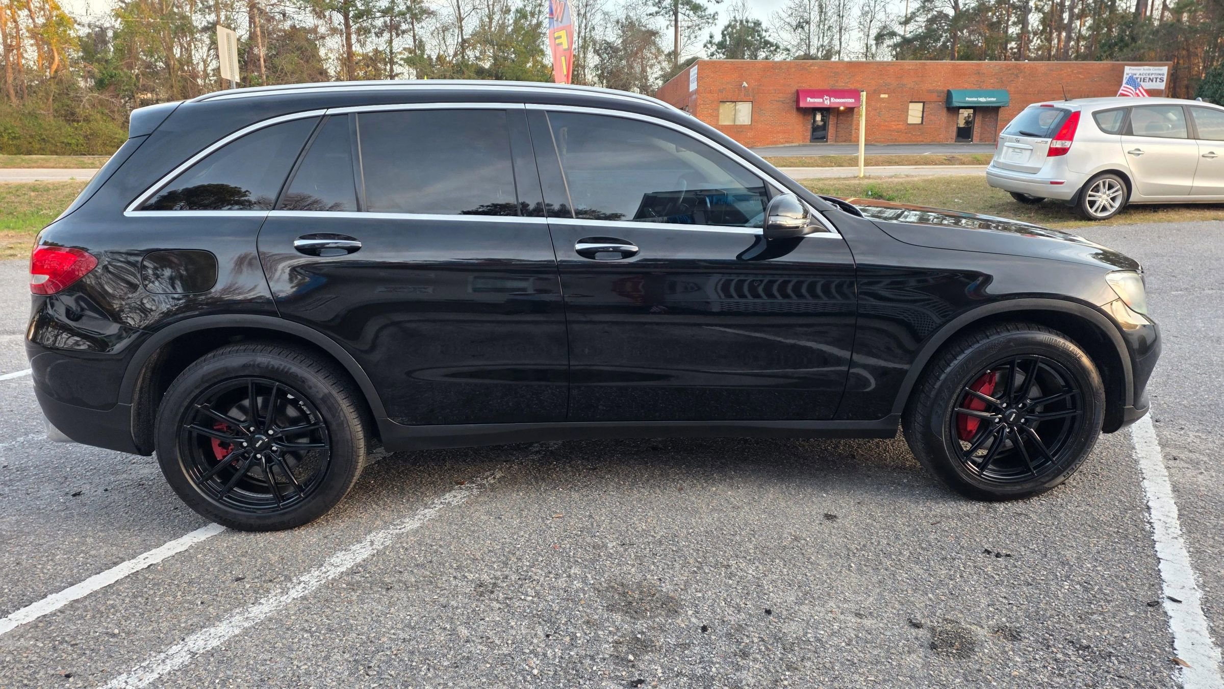 Used 2016 Mercedes-Benz GLC 300 image 4