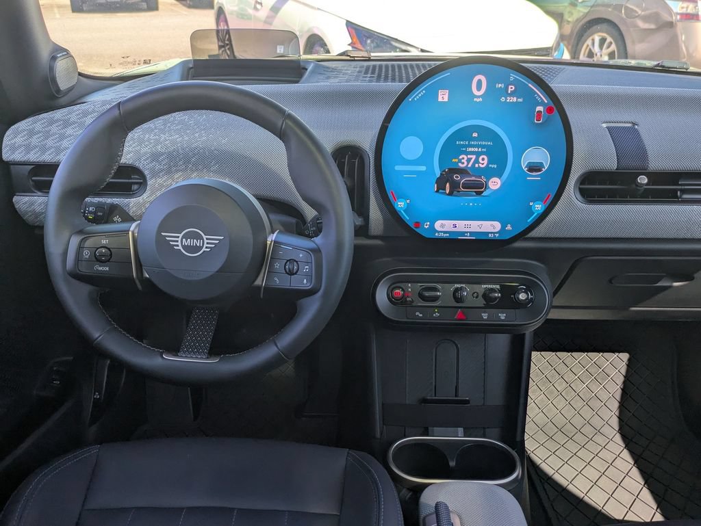 Used 2025 MINI Cooper S FWD image 12