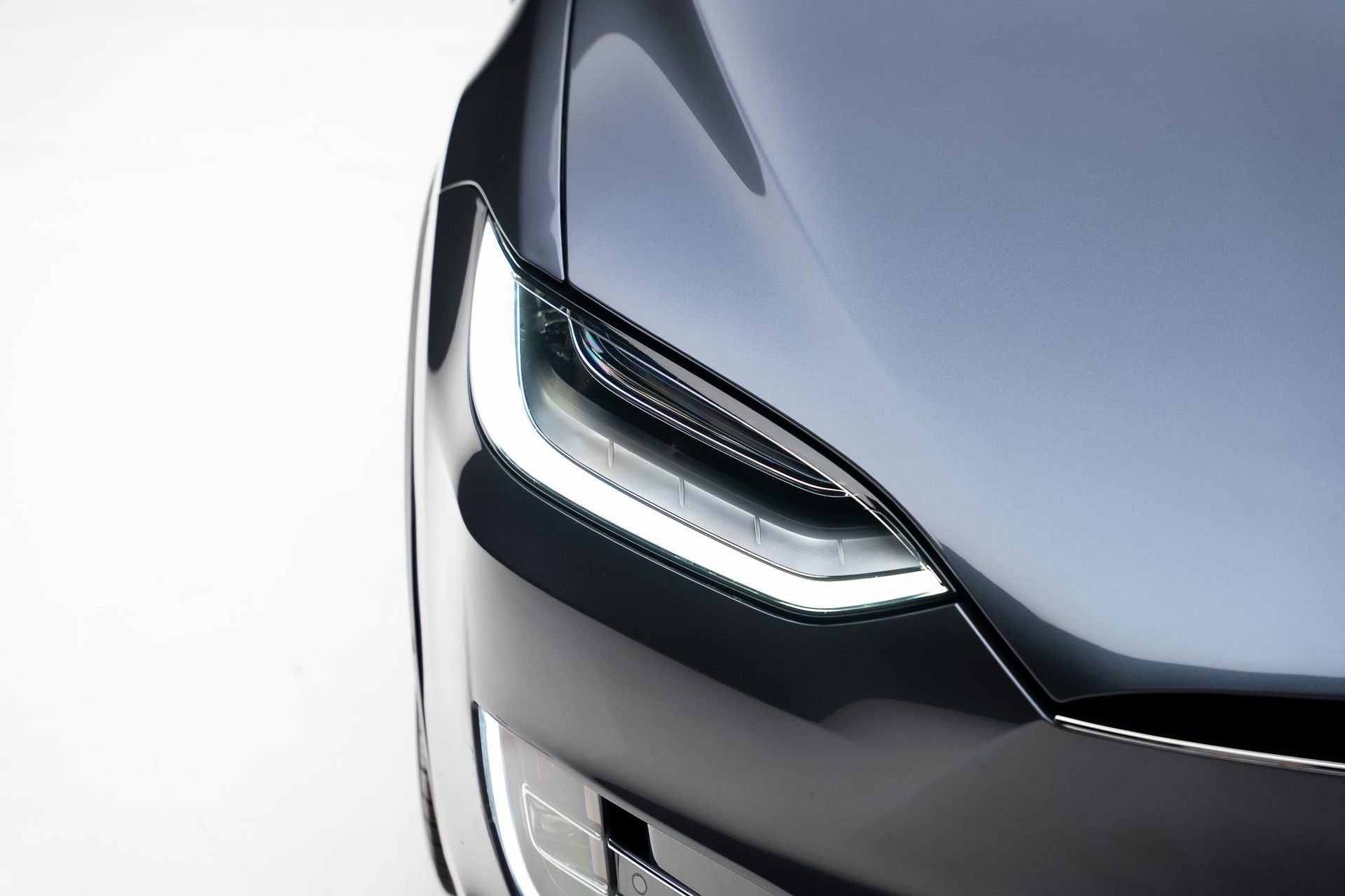 Used 2018 Tesla Model X 75D AWD/4WD image 12