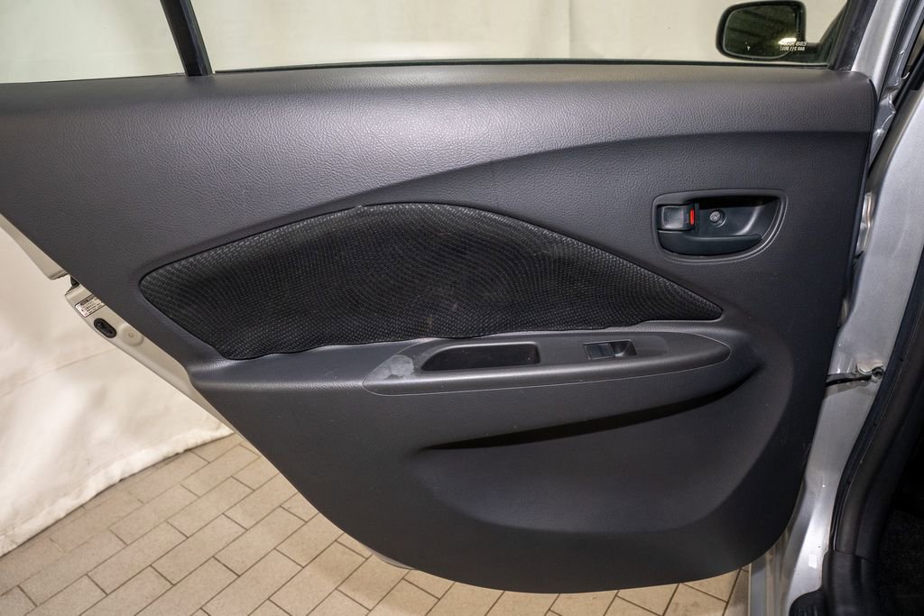 Used 2012 Toyota Yaris Sedan image 8