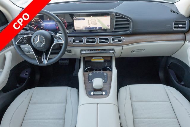 Certified 2025 Mercedes-Benz GLS 450 4MATIC image 23