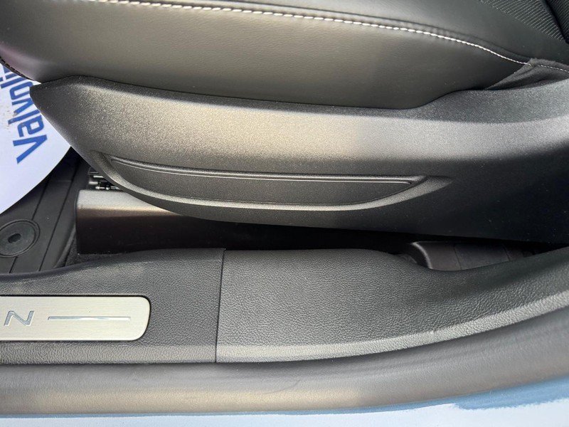 New 2025 Lincoln Corsair AWD w/ Equipment Group 101A image 17