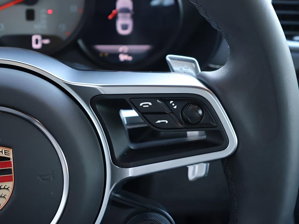 Used 2025 Porsche 718 Cayman GTS image 28