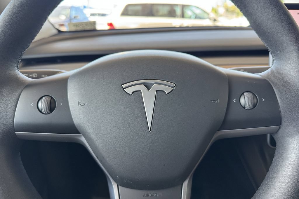 Used 2023 Tesla Model Y Long Range AWD/4WD image 20