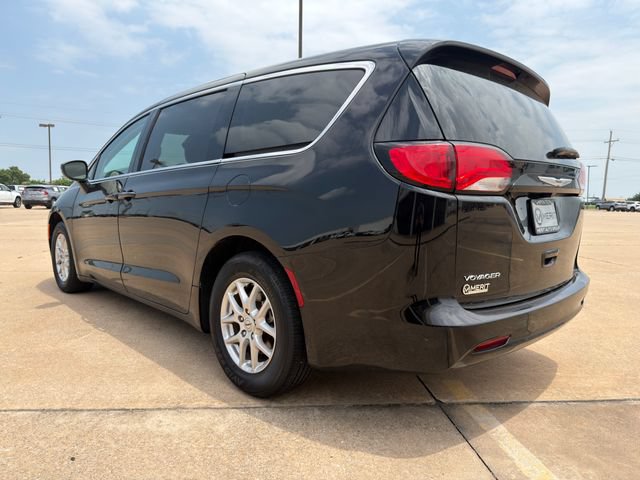 Used 2024 Chrysler Voyager LX FWD image 12