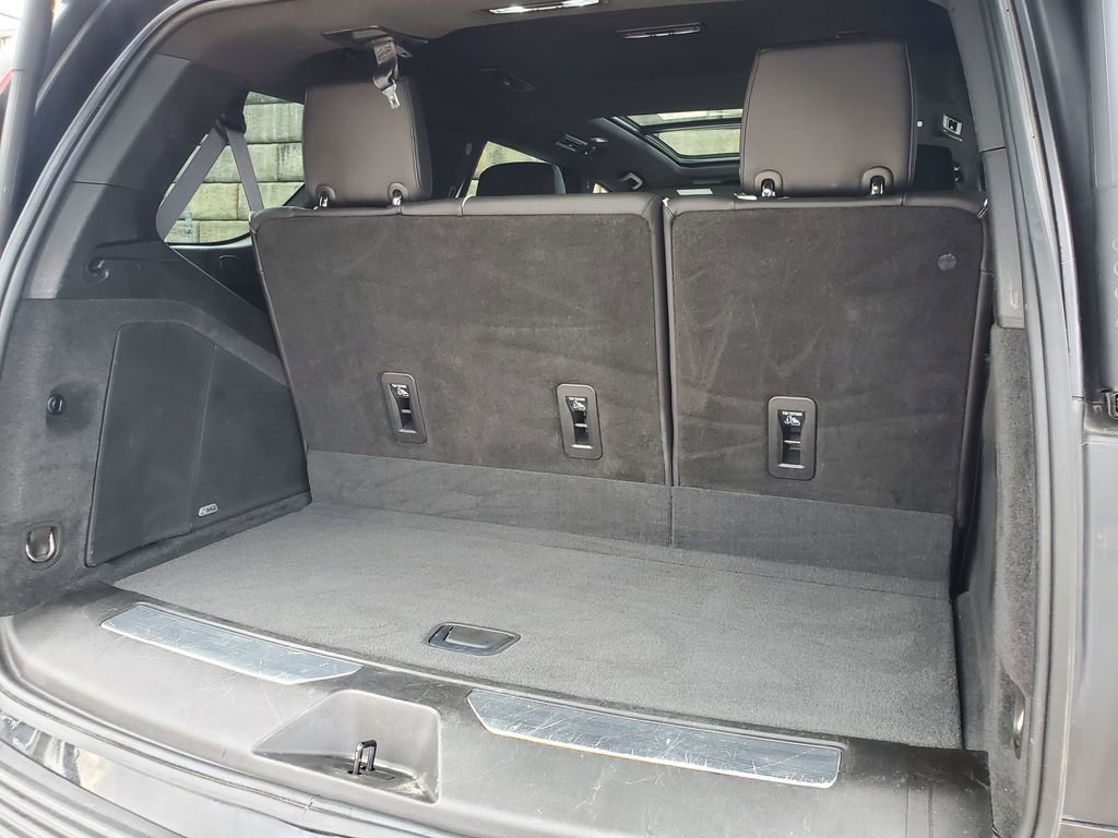 Used 2021 Cadillac Escalade Sport w/ Driver Assist Tech Package image 41