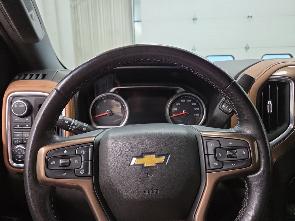 Used 2022 Chevrolet Silverado 2500 High Country AWD/4WD image 21