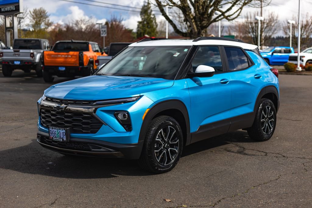 Used 2025 Chevrolet TrailBlazer ACTIV w/ Convenience Package image 5