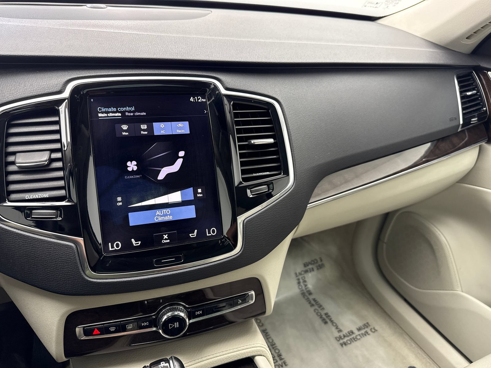 Used 2016 Volvo XC90 T6 Momentum w/ Protection Package Plus AWD/4WD image 24