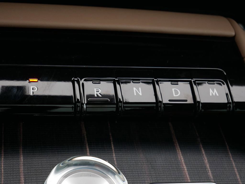 Certified 2025 Lincoln Navigator Black Label image 27