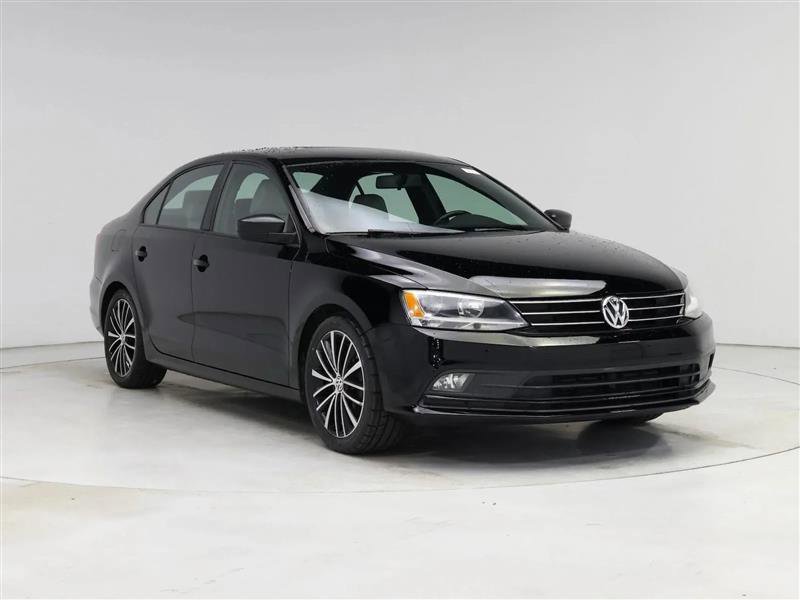 Used 2016 Volkswagen Jetta Sport w/ Lighting Package FWD image 3