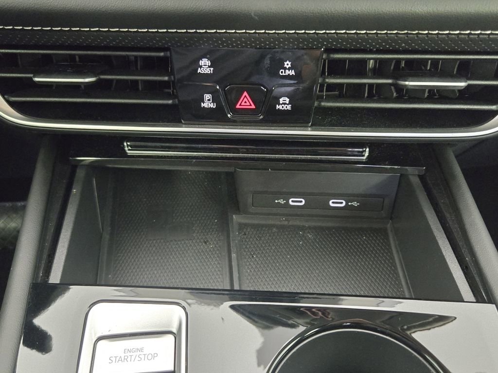 Used 2024 Volkswagen Atlas SE image 21