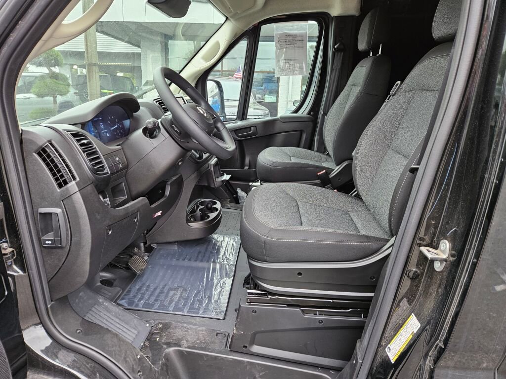 Used 2025 RAM ProMaster 1500 FWD image 16