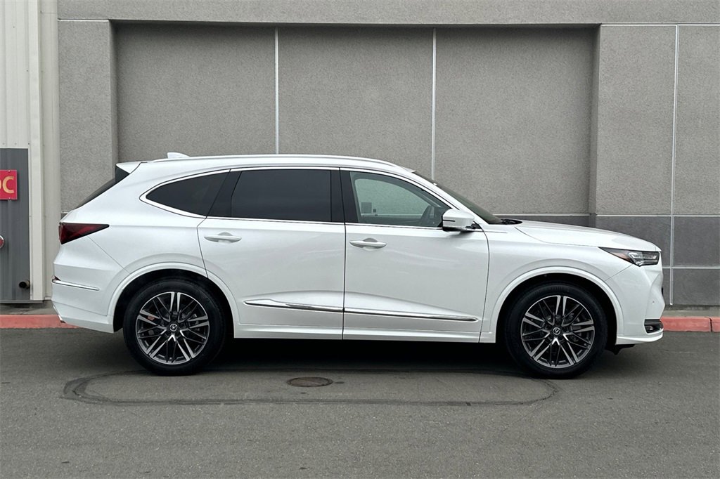 New 2026 Acura MDX w/ Advance Package image 3