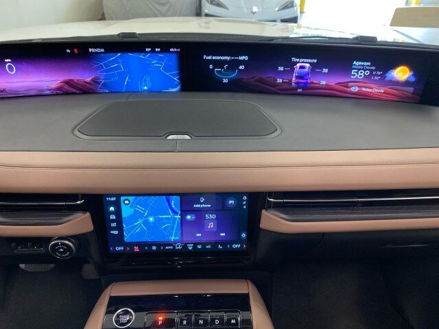 New 2026 Lincoln Navigator Black Label AWD/4WD image 25