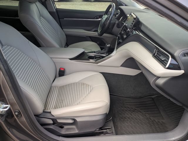 Used 2024 Toyota Camry SE w/ Convenience Package FWD image 29