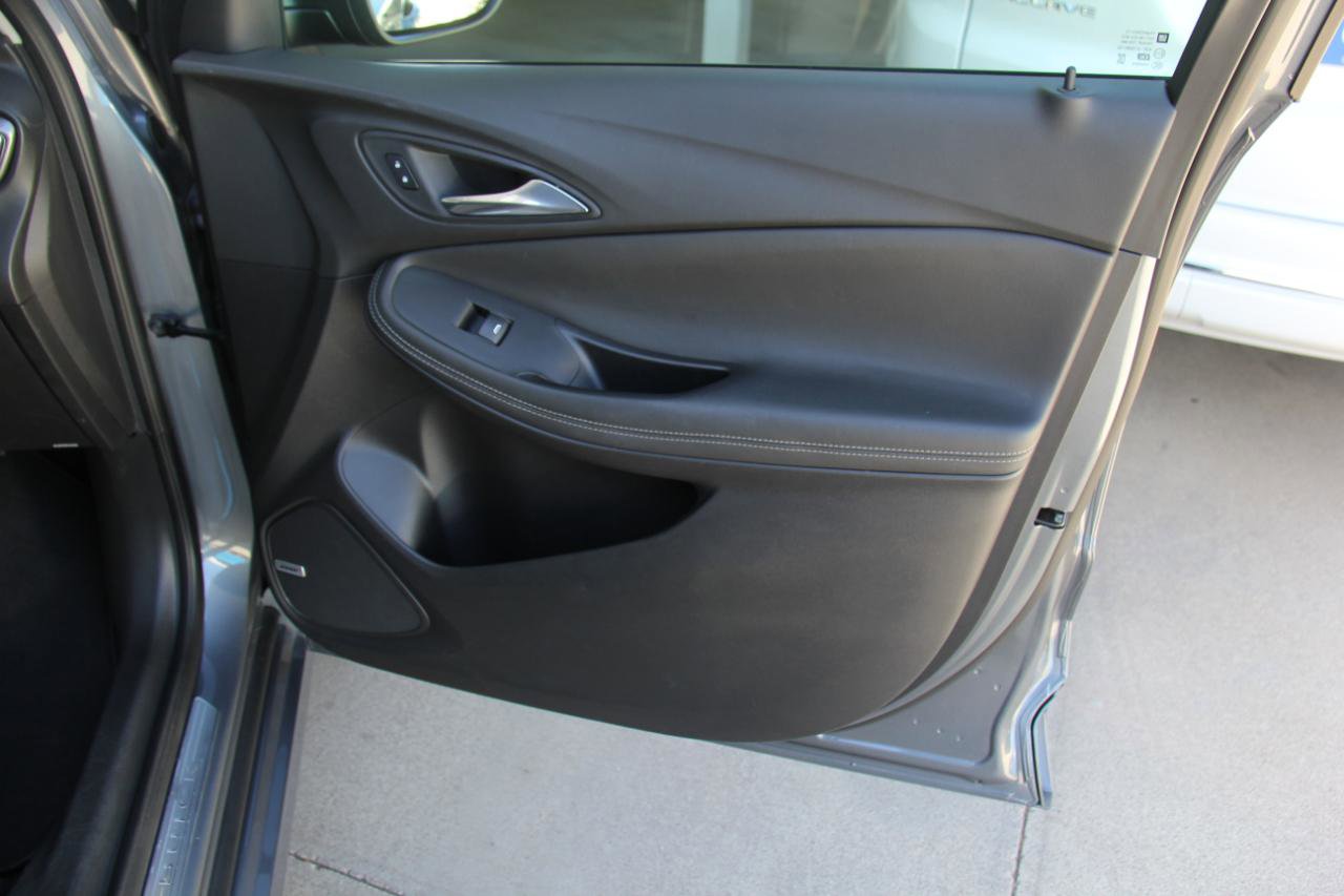 Used 2021 Buick Encore GX Essence w/ Advanced Technology Package image 26