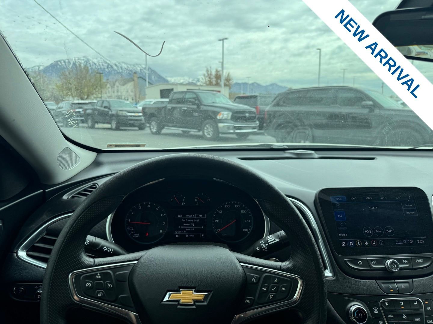 Used 2021 Chevrolet Malibu LT image 19