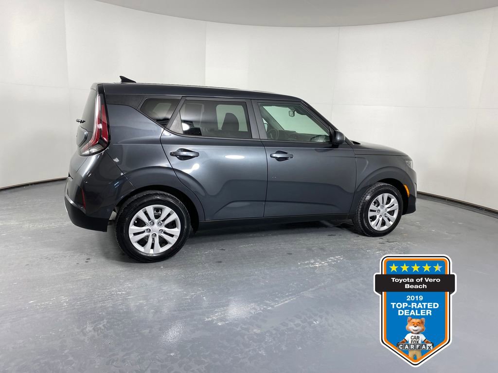 Certified 2024 Kia Soul LX image 6