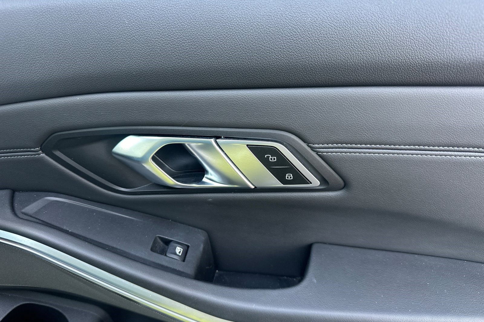 Used 2023 BMW M3 w/ Executive Package image 21