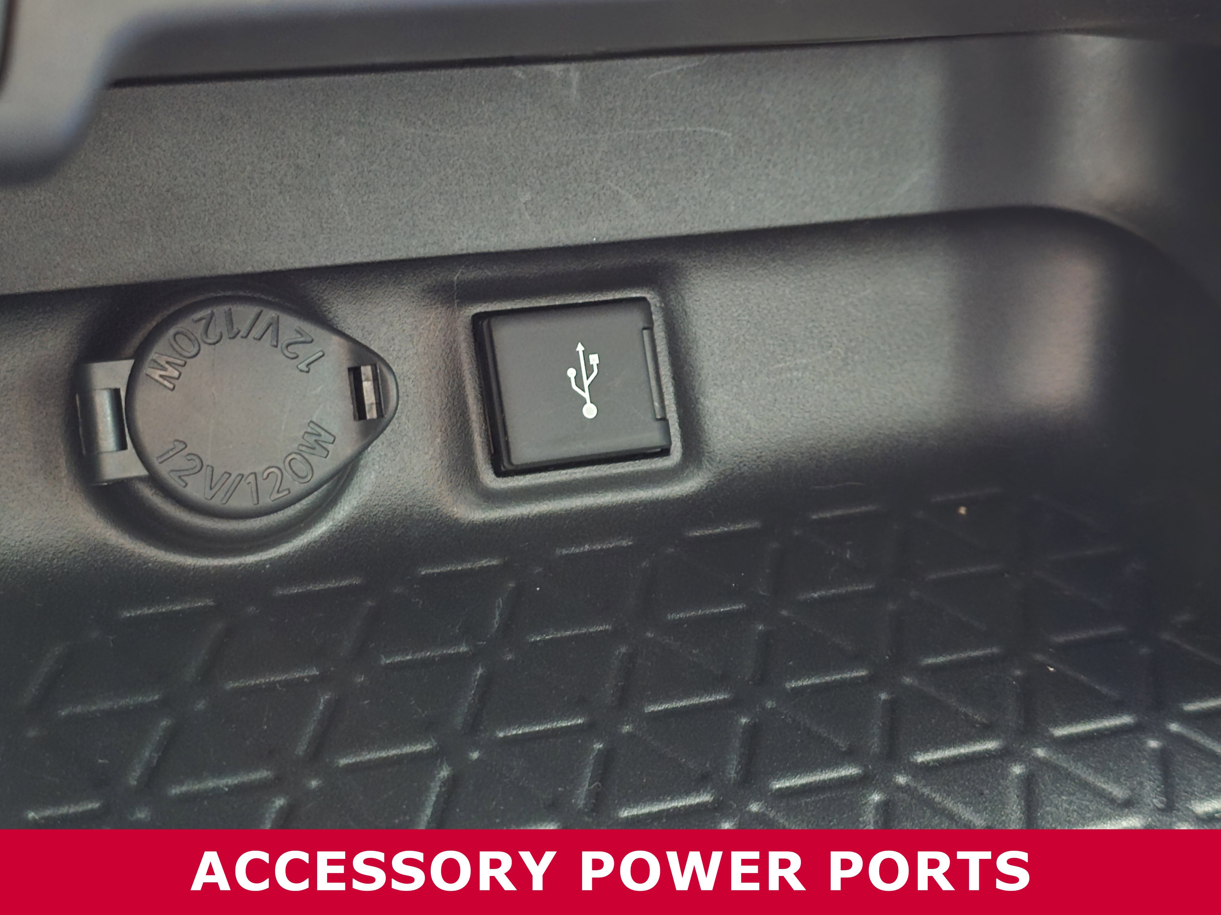 Used 2022 Toyota RAV4 LE image 22