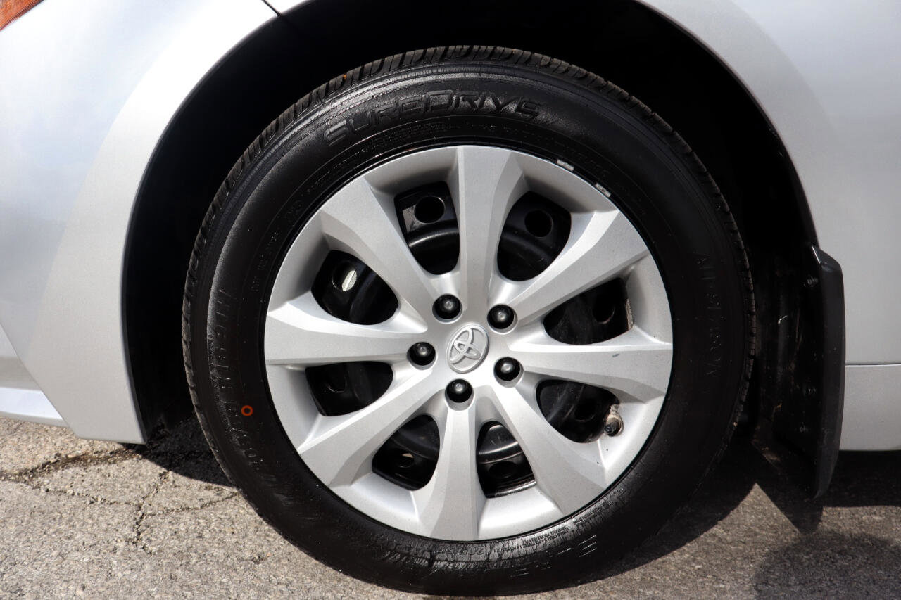 Used 2024 Toyota Corolla LE image 10