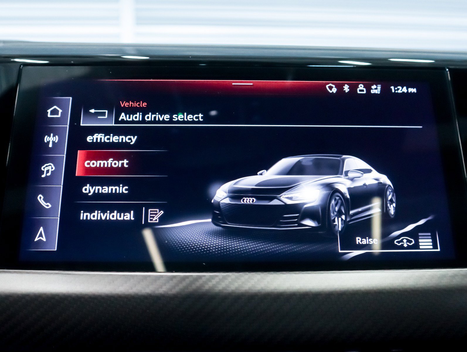 Used 2024 Audi RS e-tron GT w/ Carbon Performance Package AWD/4WD image 23