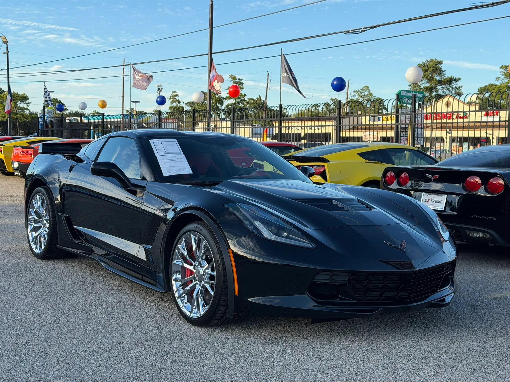 Used 2015 Chevrolet Corvette Z06 w/ 3LZ Preferred Equipment Group RWD image 5