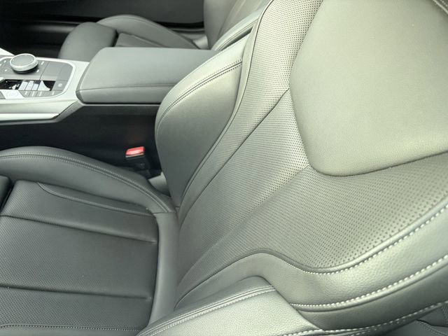 Certified 2025 BMW M440i Coupe image 8