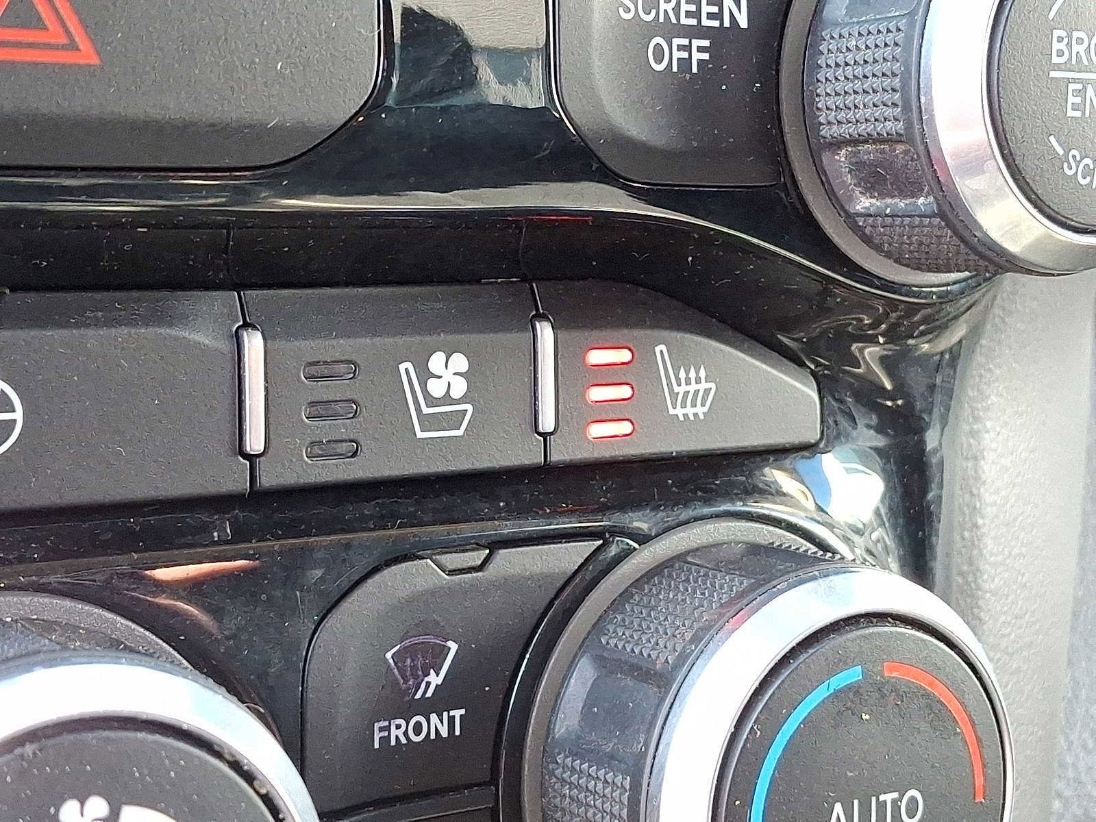 Used 2019 RAM 1500 Laramie AWD/4WD image 19