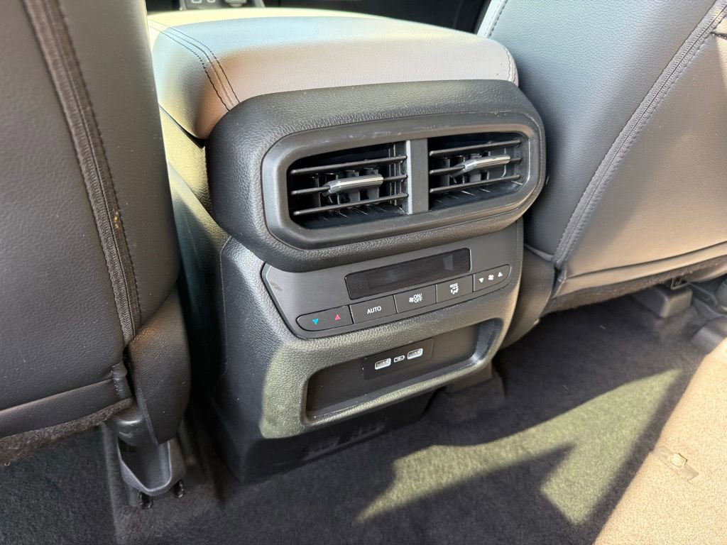 Used 2023 Honda Pilot EX-L image 31