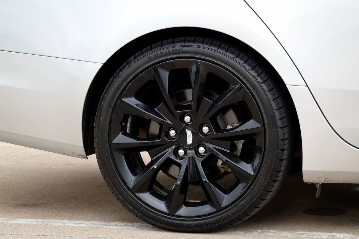 Used 2015 Cadillac CTS Luxury RWD image 38
