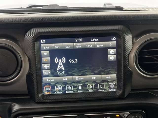 Used 2022 Jeep Gladiator Sport AWD/4WD image 12